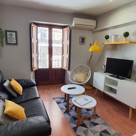Aloja T Elvira Apartment Granada Bagian luar foto