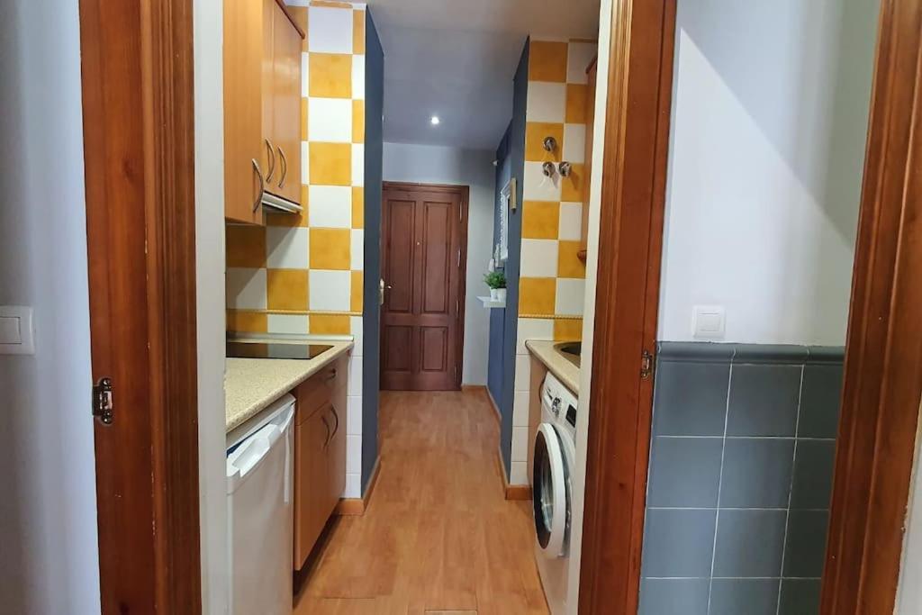 Aloja T Elvira Apartment Granada Bagian luar foto