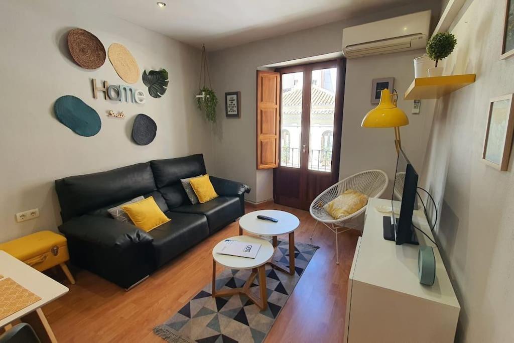 Aloja T Elvira Apartment Granada Bagian luar foto