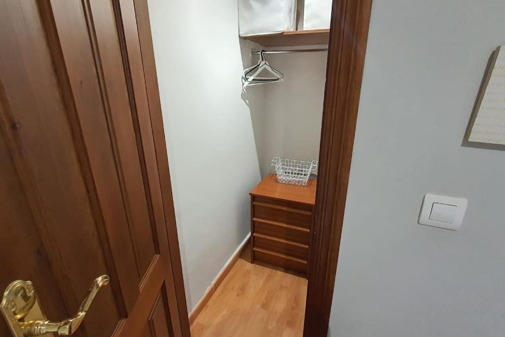 Aloja T Elvira Apartment Granada Bagian luar foto